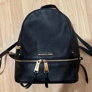 Micheal Kors backbag